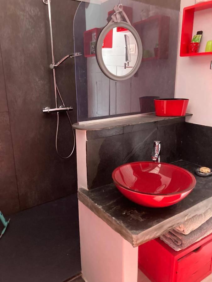 Location de vacances pour 20 personnes, avec vue et jardin, animaux acceptés à Ambazac - 2