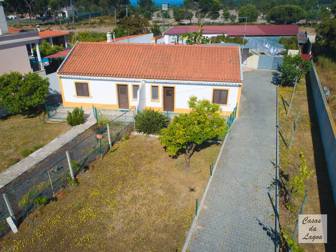 Cottage 'Casas Da Lagoa - T2 Norte' with Private Garden, Balcony and Wi-Fi in Costa Alentejana