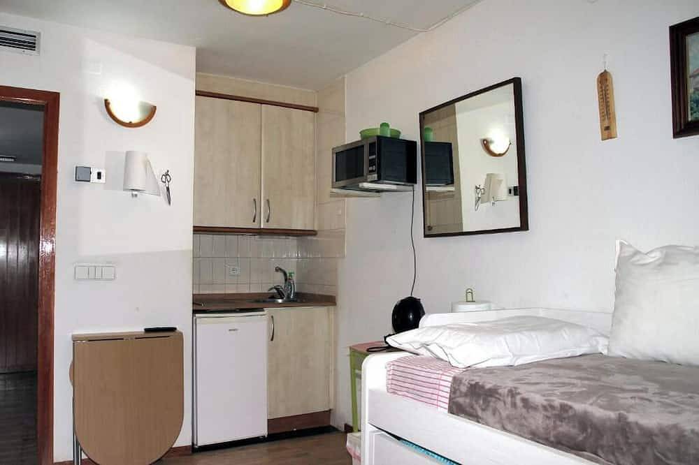 Apartamento entero, Apartamento en Baqueira y 100 metros de la telecabina in Baqueira, Alto Arán