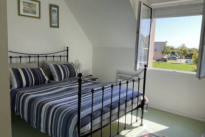 Gîte pour 5 personnes, avec jardin à Barfleur - 2