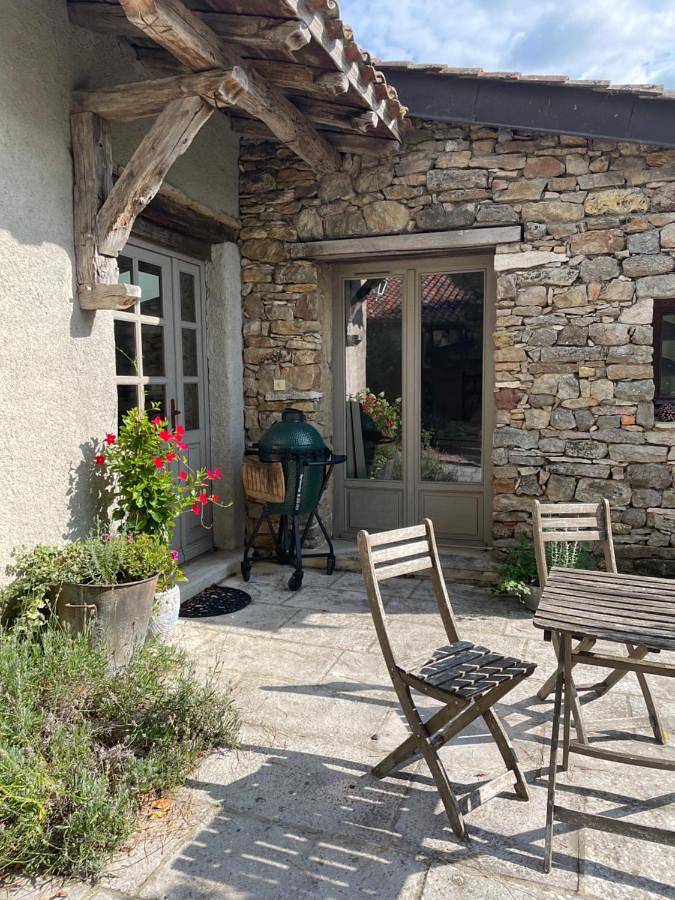 Gîte pour 6 personnes, avec jardin et vue, animaux acceptés dans Jalogny - 2