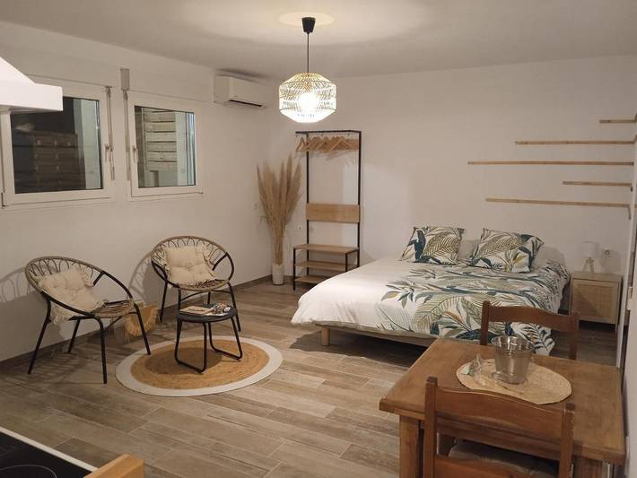 Gîte pour 2 personnes, avec Terrasse à Cézac