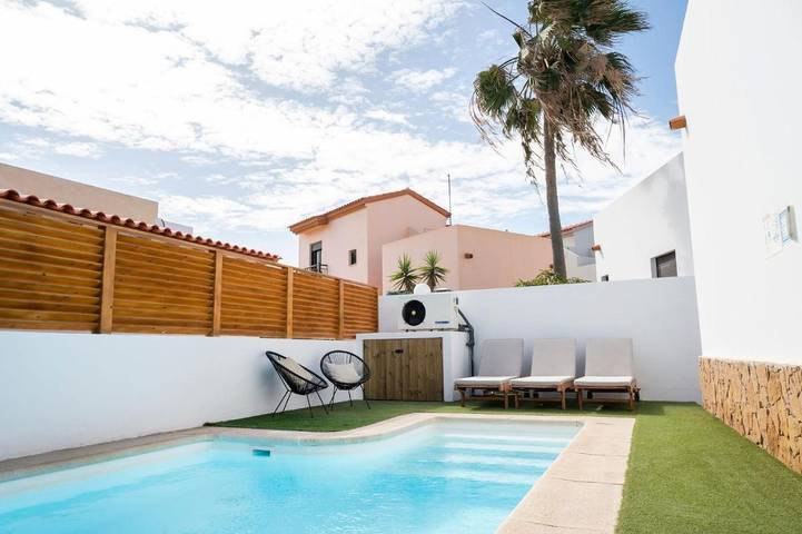 Chalet para 10 personas, con vistas además de terraza y piscina en Fuerteventura - 2