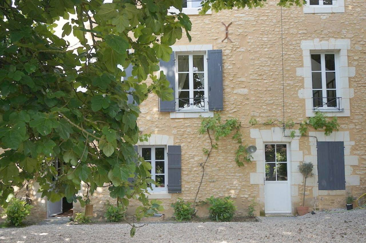 Double Room with Garden View in Lézigné, Vallée de la Loire
