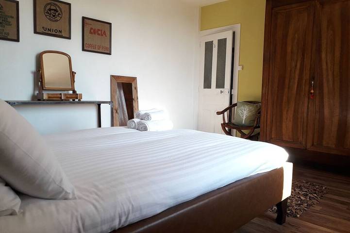 Location de vacances pour 14 personnes, avec jardin dans Les Monts d'Aunay - 3