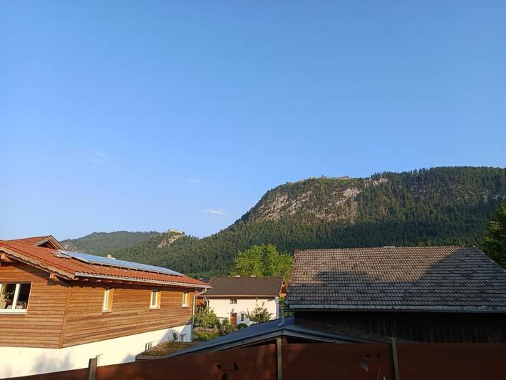 Ferienwohnung für 6 Personen, mit Terrasse und Ausblick in Ehenbichl