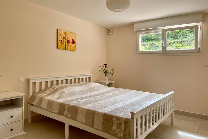 Villa 12-15 pers, mountain view, private pool, Wifi, calm, 15 min from the beach in Sorède, Région de Céret