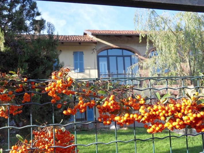 B&b per 3 persone, con Balcone e Giardino nonché Panorama a Pinerolo