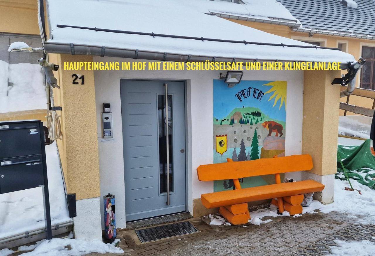 Ganze Wohnung, Großzügige Fewo Peter in Bärenstein in Bärenstein, Erzgebirge