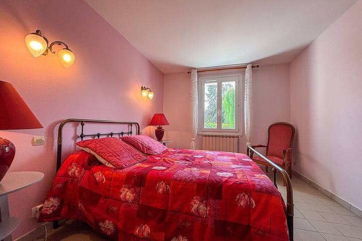 Gîte pour 10 personnes, avec Jardin et Piscine à Faverolles - 3