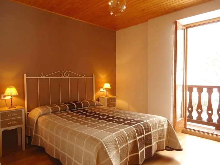 Apartamento de vacaciones para 4 personas, con jardín y vistas - 1