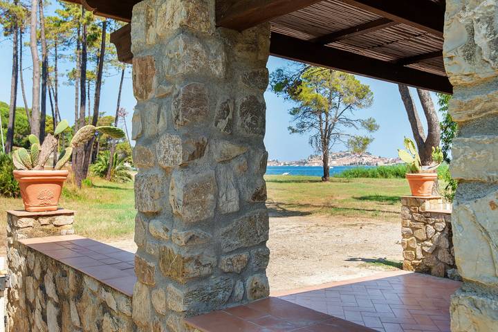 Villa im Grünen mit spektakulärem Blick auf den Golf von Portoferraio in Portoferraio, Toskanischer Archipel