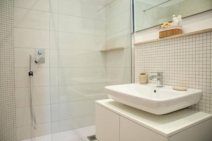 Ferienwohnung für 2 Personen, mit Balkon und Ausblick in Fara in Sabina - 4