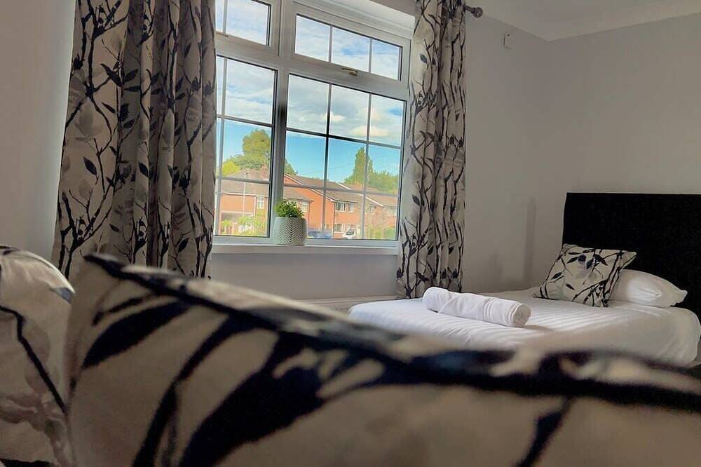 Ganze Wohnung, The Cheshire Gathering - Hot Tub 8 Bedroom in Chester, West Cheshire und Chester