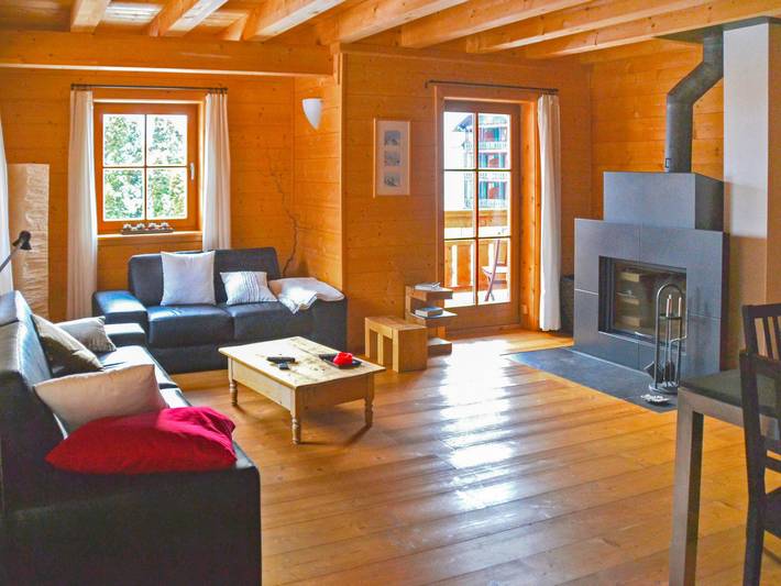 Gîte pour 4 personnes, avec balcon dans Wengen