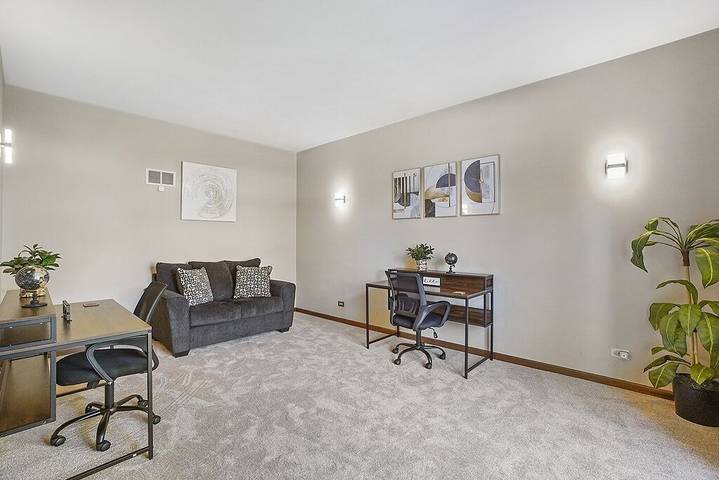 Vacation rental for 16 people, with pets in Naperville