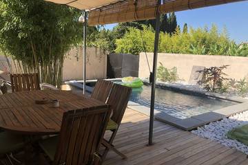 Location de vacances pour 8 personnes, avec terrasse, animaux acceptés à Graveson