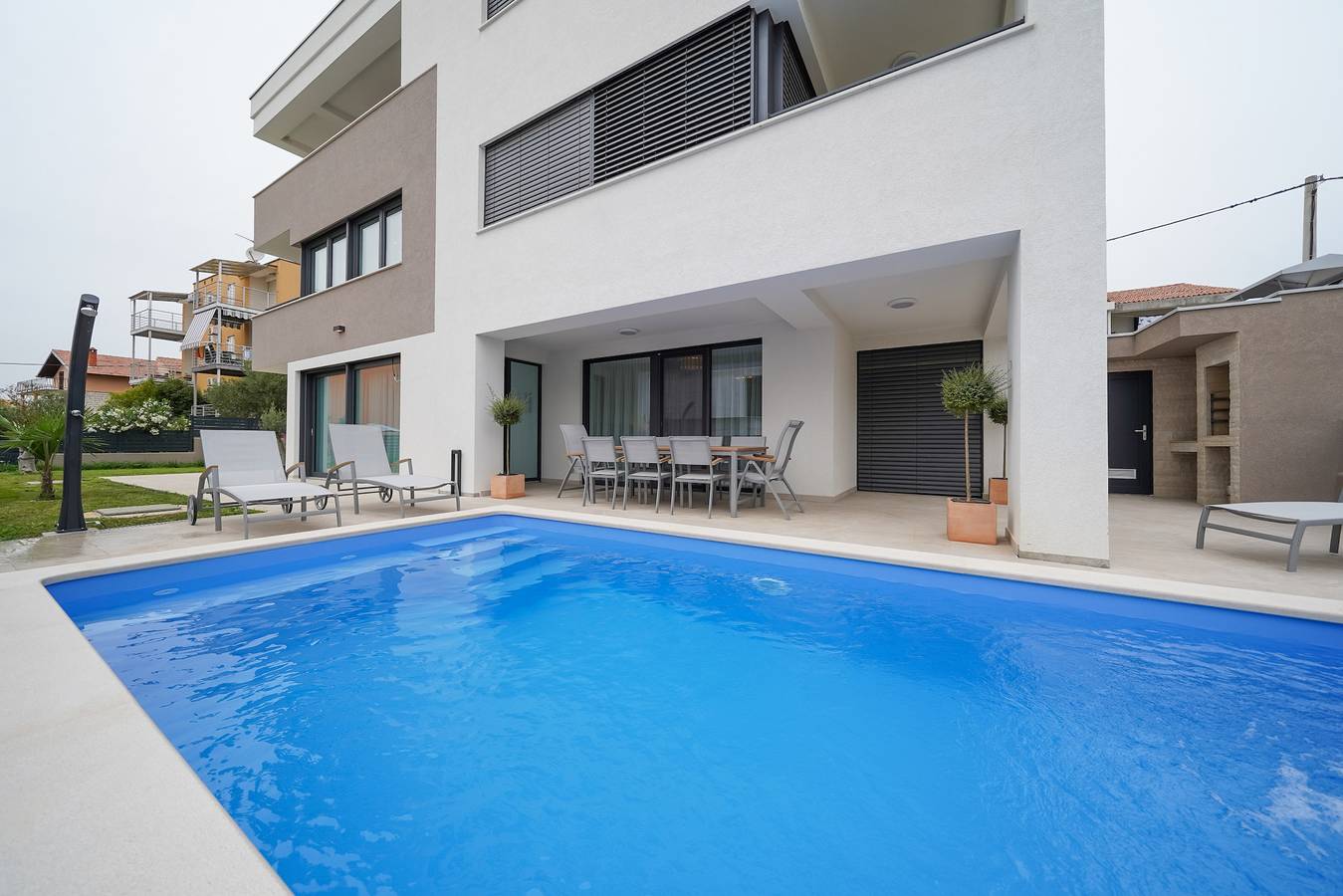 Ganze Wohnung, Sunadria C1 with private pool in Strand Kožino, Zadar (Kommun)