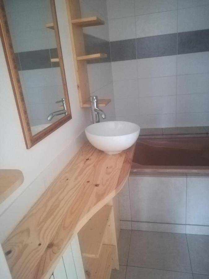 Appartement entier, One-Bedroom Apartment in Mirecourt, Neufchâteau