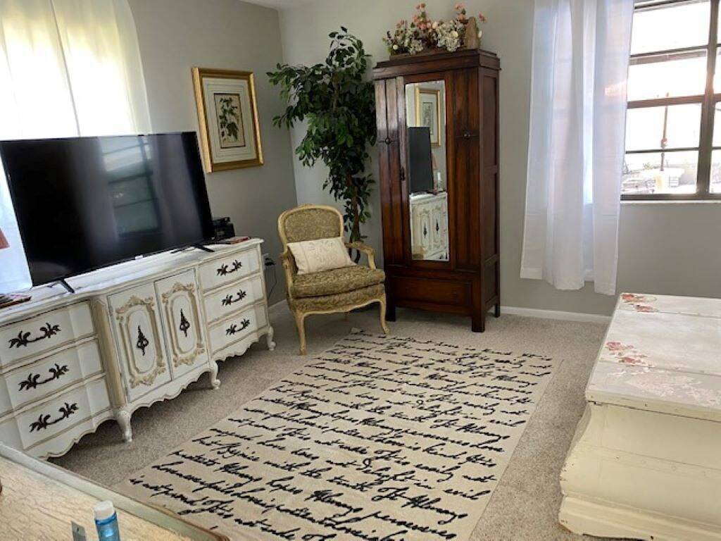 European meets Southern Charm in this 3 Bedroom Get Away in Mount Dora in Mount Dora, Lake County