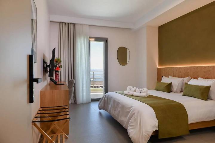 Hôtel pour 2 personnes, avec balcon ainsi que sauna et piscine