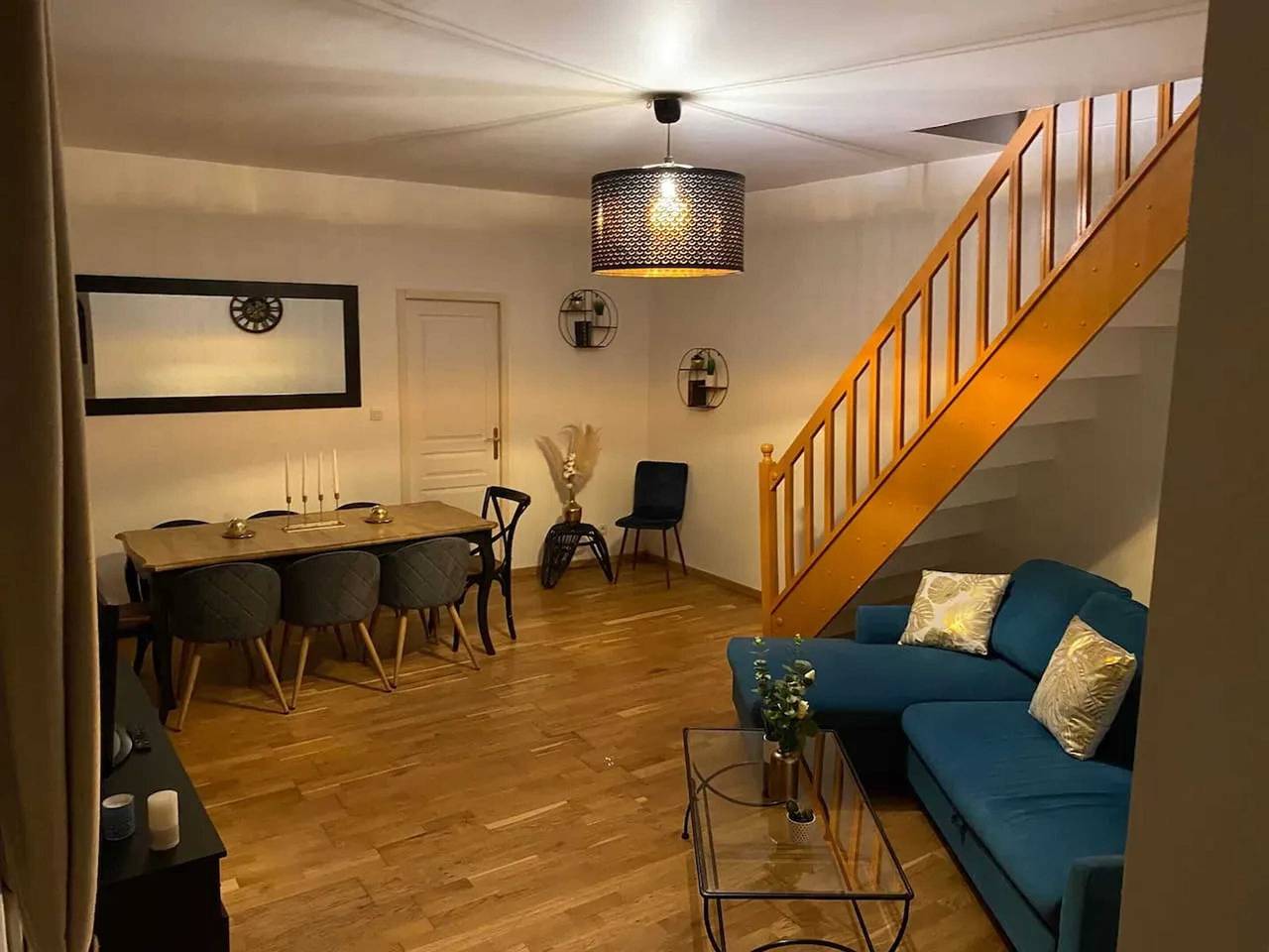 Casa encantadora en Troyes con terraza y jardín vallado in Troyes, Aube (desambiguación)