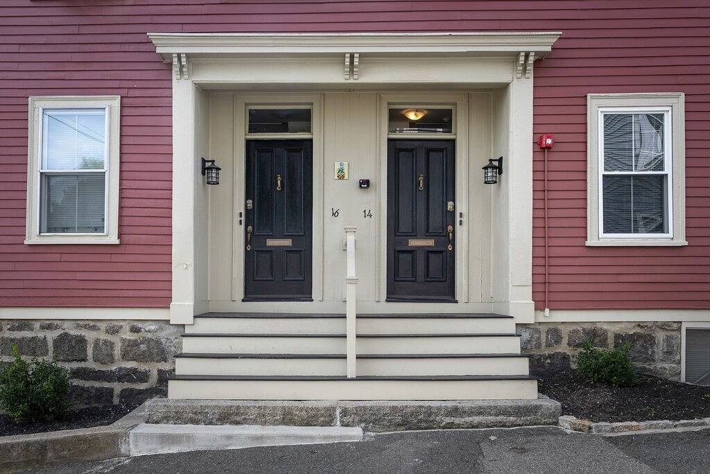 Ganze Wohnung, Einheit 2 - 3 Schlafzimmer / 2 Badezimmer Wunderschön renovierte moderne Wohnung. in Salem (MA), Essex County (MA)