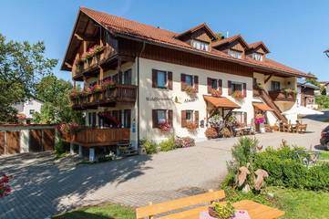 Ferienhaus für 4 Personen, mit Sauna und Garten, kinderfreundlich in Zwiesel