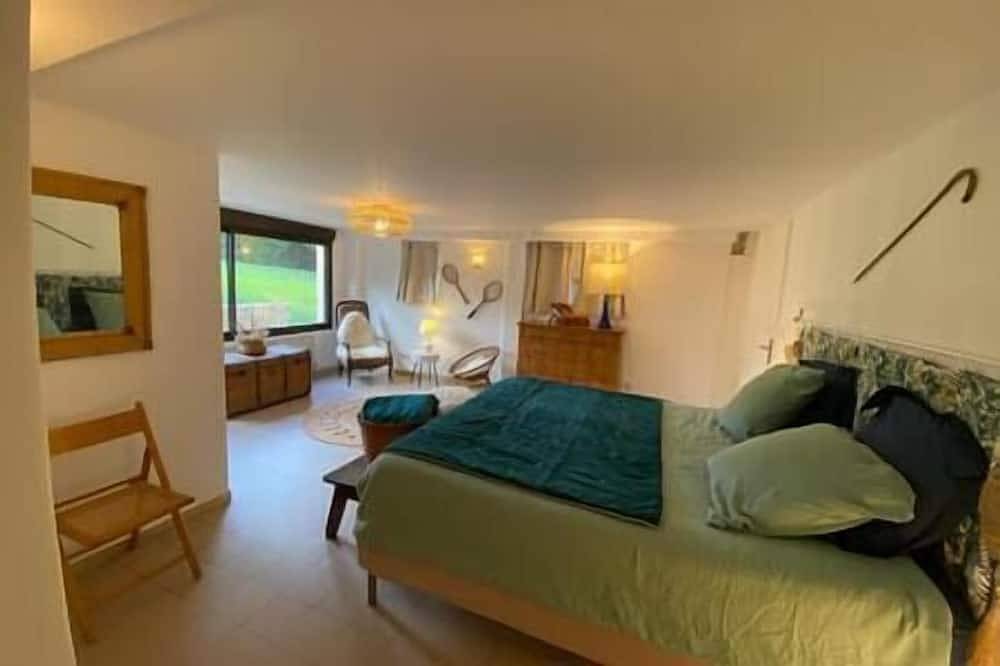 “Chez Nelly”: Villa with breathtaking view in Dieulefit, Nyons region