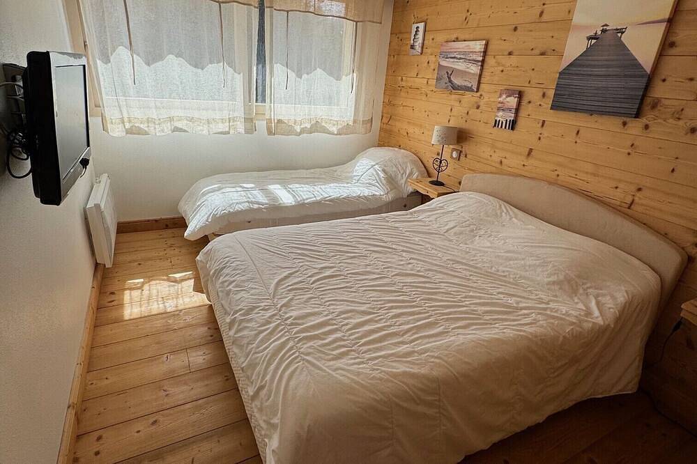 Chalet N°15 puy du rocher in Le Lioran, Laveissière