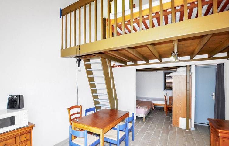 Ganze Ferienwohnung, Appartement am Strand mit Pool und Parkplatz, 1,5 km zum Strand in Le Barcarès, Côte d'Améthyste