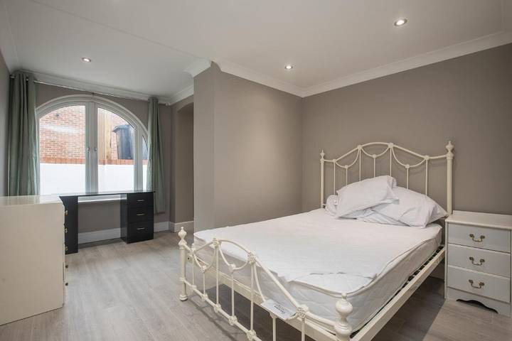 Vacation rental for 4 people in Kingston upon Thames