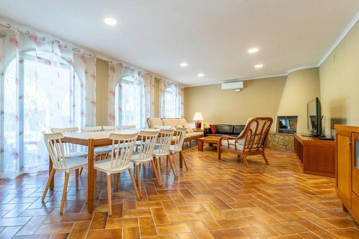 Villa pour 10 personnes, avec jardin ainsi que vue et piscine à Miami Platja - 4
