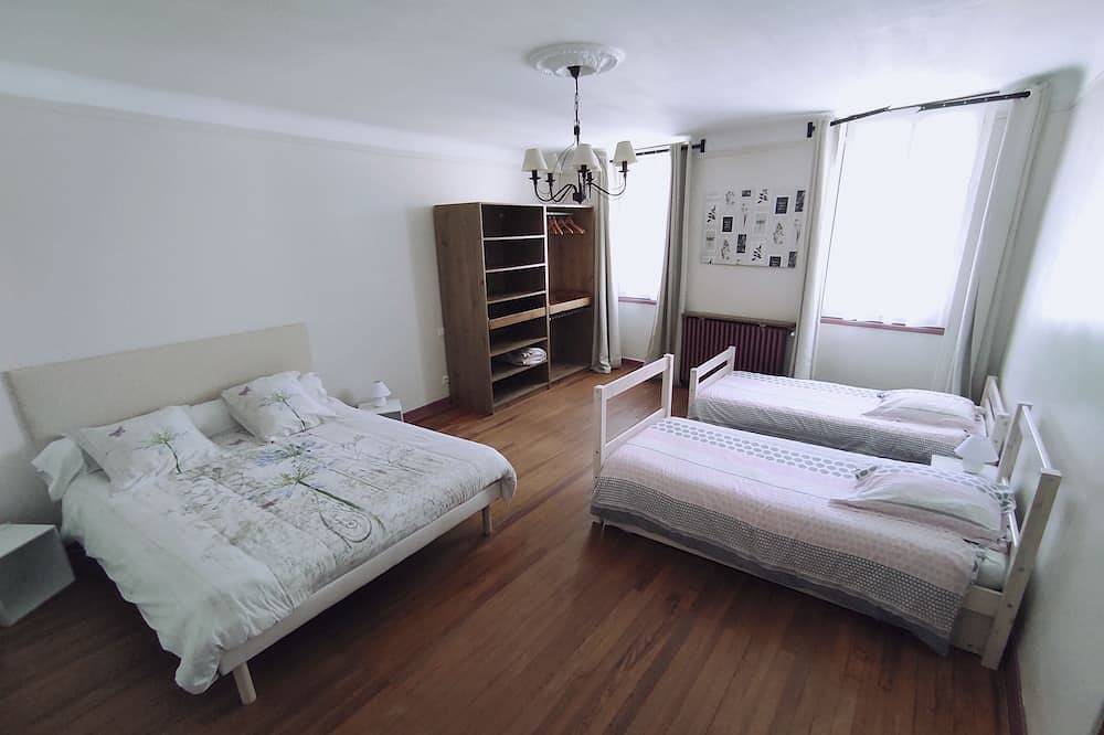 Gîte La Cousançoise - Grande demeure familiale in Cousance, Jura