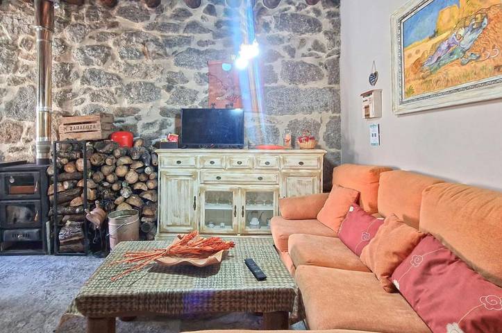 Casa rural para 4 personas, con Vistas en Santa María de los Caballeros - 3