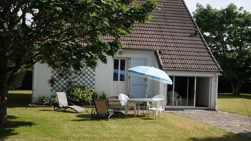 Maison de vacances pour 4 personnes, avec jardin à Saint-Germain-sur-Ay