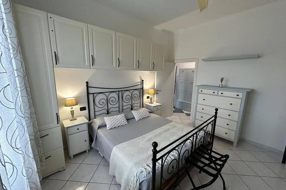 Apartamento entero, Casa Ilaria: Quiet apartment near Unipol Arena, pets allowed in Casalecchio di Reno, Provincia de Bologna
