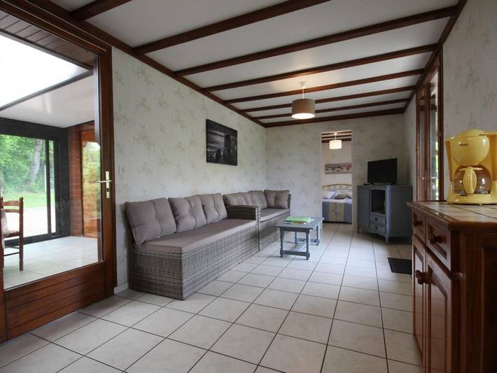 Chalet am Wasser, alles inklusive in La Collancelle, Nièvre