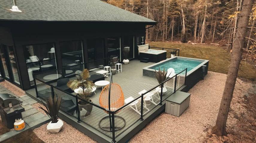 Villa pour 14 personnes, avec balcon et jardin, adapté aux familles dans Canada