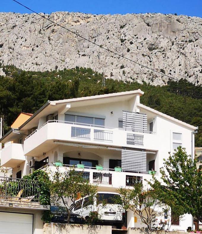 Ferienwohnung für 6 Personen, mit Terrasse und Ausblick - 1