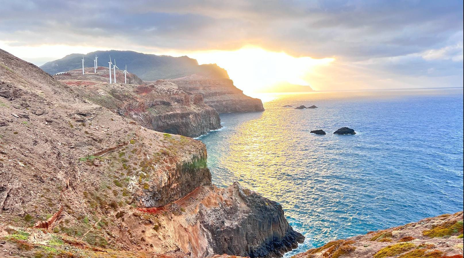 Studio entier, Studio confortable au cœur de Caniçal, proche plages et animations in Caniçal, Île de Madère