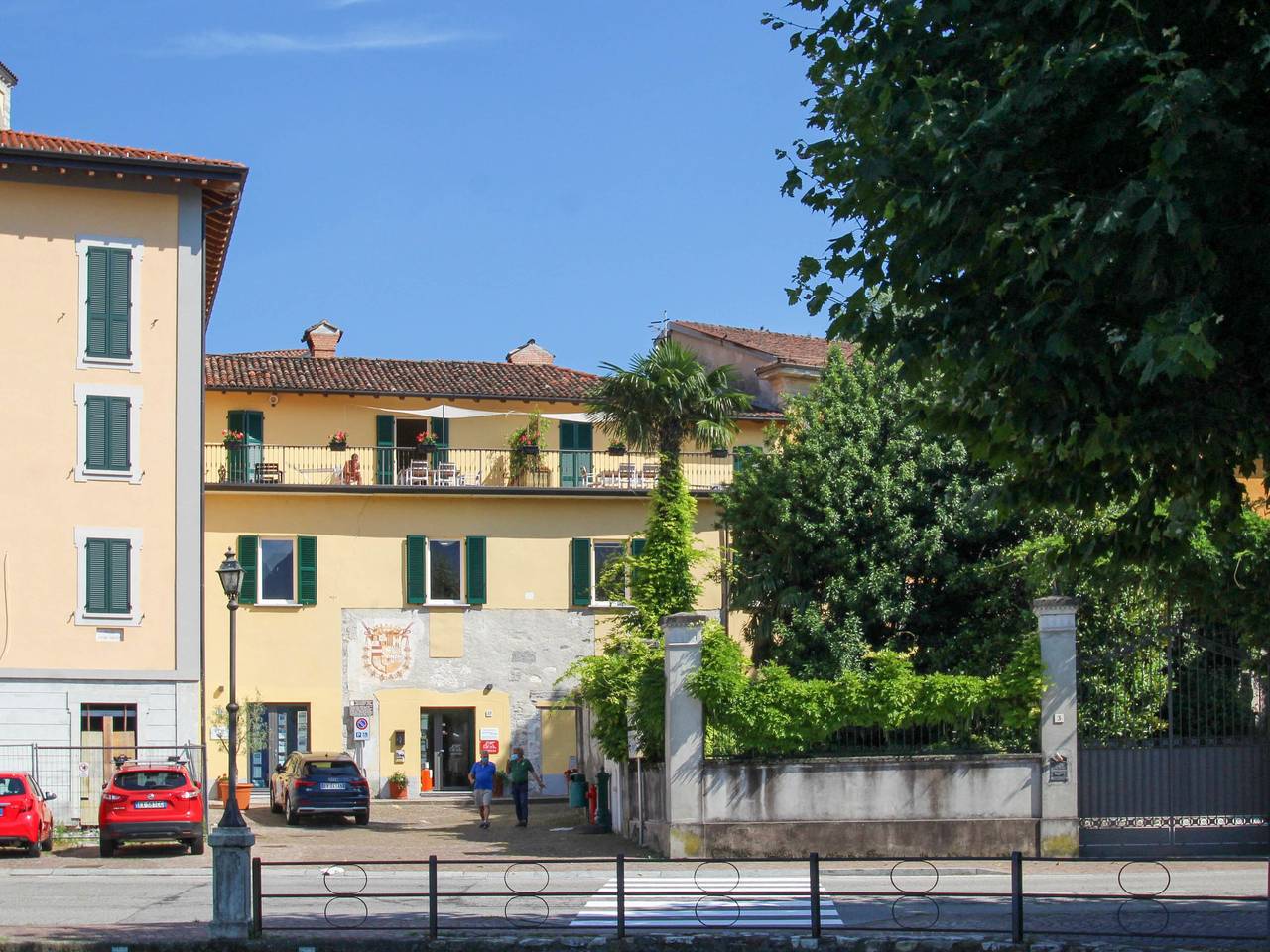 Geheel appartement, Blu - Borgo Antico in Porto Valtravaglia, Lago Maggiore (Lombardy)