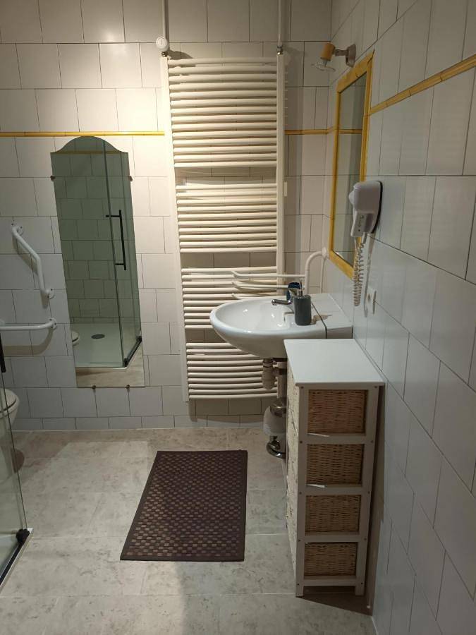 Double Room in Saint-Lattier, Isère
