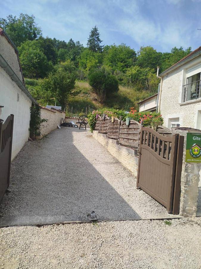 Location de vacances pour 8 personnes, avec Terrasse et Vue dans Spoy - 2
