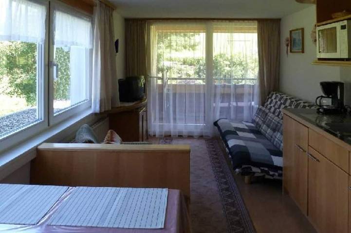 Apartment for 4 people, with garden in Au
