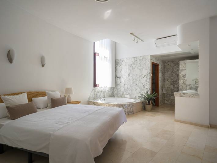 Casa rural para 6 personas, con terraza además de jacuzzi y jardín en Mogán - 3