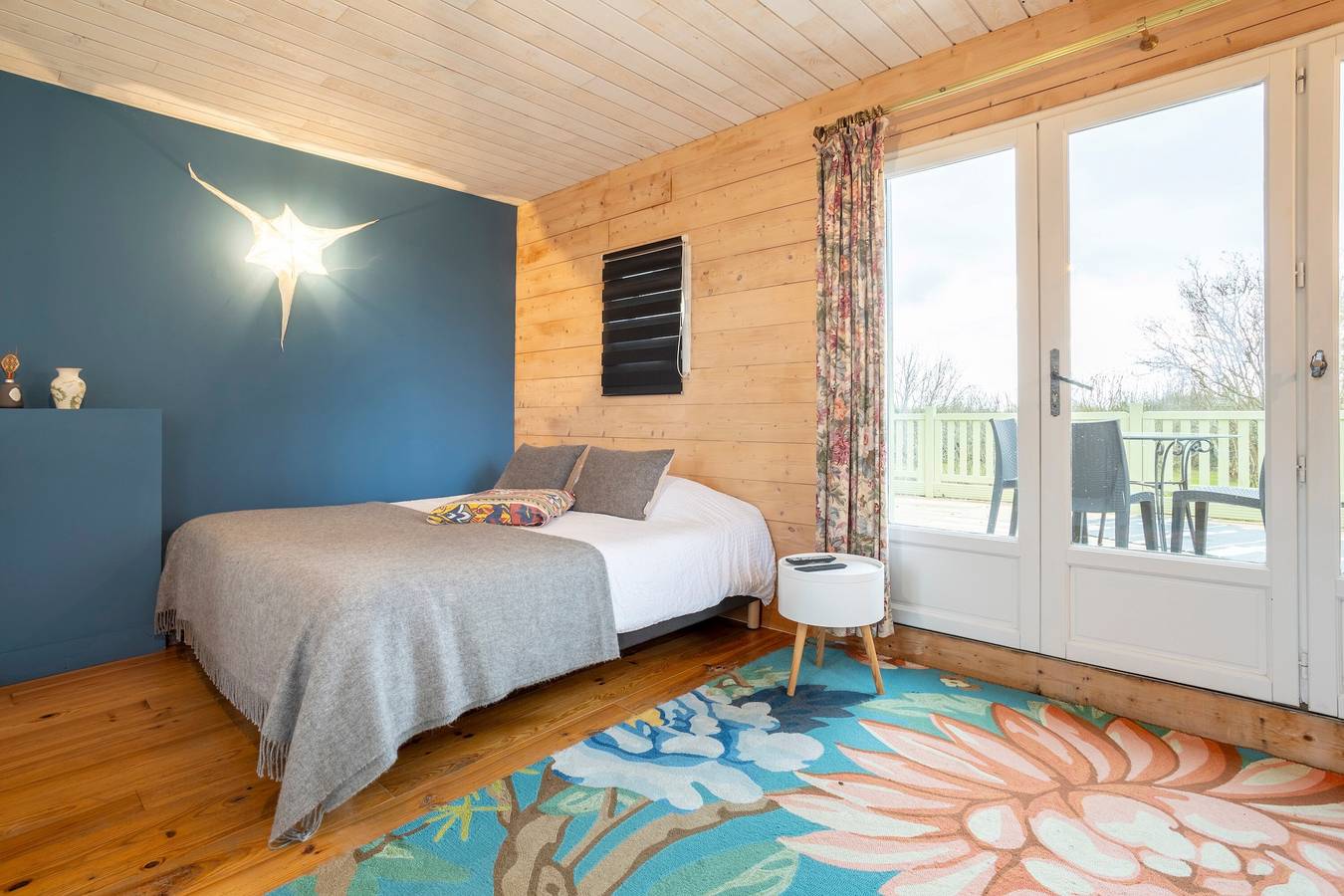 Studio entier, Studio calme avec terrasse et jardin privés, à 3 km des plages et 5 km du centre-ville in Concarneau, Côte de Cornouaille