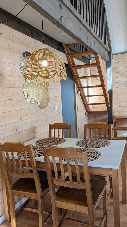 Gîte pour 4 personnes, avec piscine ainsi que jacuzzi et jardin à Biron - 3