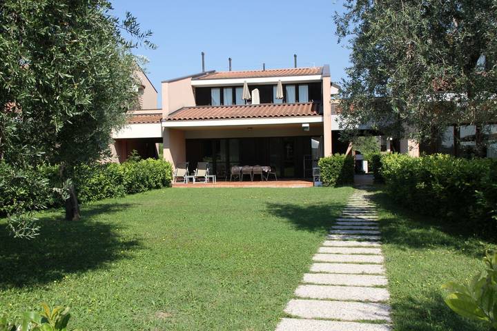 Ganze Wohnung, Residenz Barbara Zweizimmer-Wohnung A2 Be4G für 4 Personen in Moniga del Garda, Gardasee-Berge