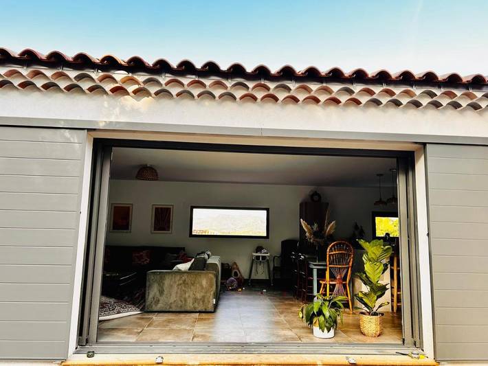 Location de vacances pour 8 personnes, avec jardin et vue à Faucon - 3
